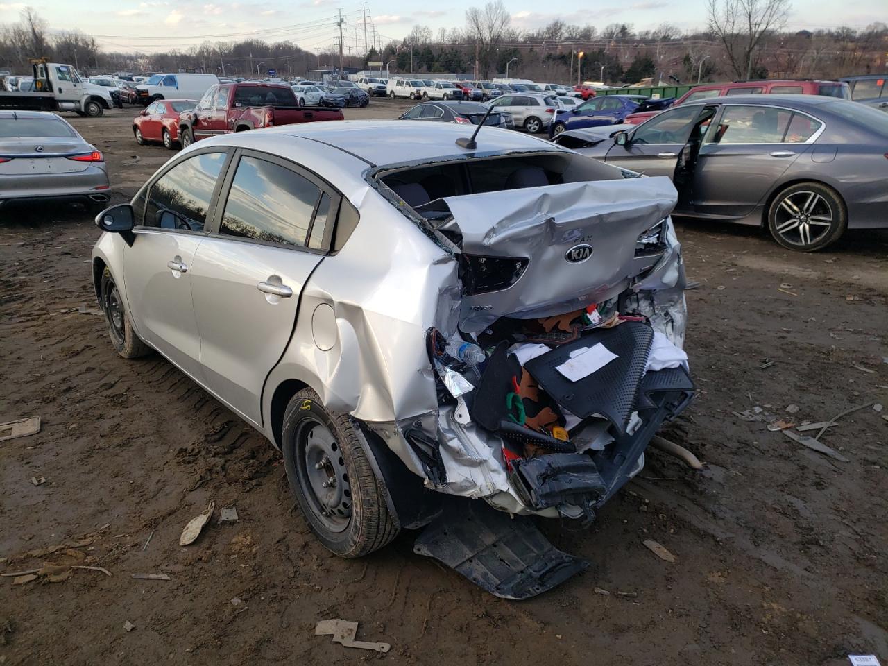 Photo 3 from auction – 2017 KIA RIO LX with VIN KNADM4A34H6029092
