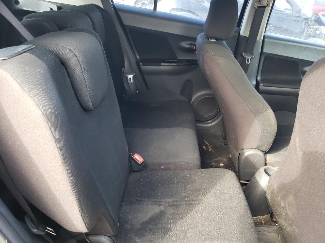 Photo 6 from auction – 2010 TOYOTA SCION XD with VIN JTKKU4B42A1003569