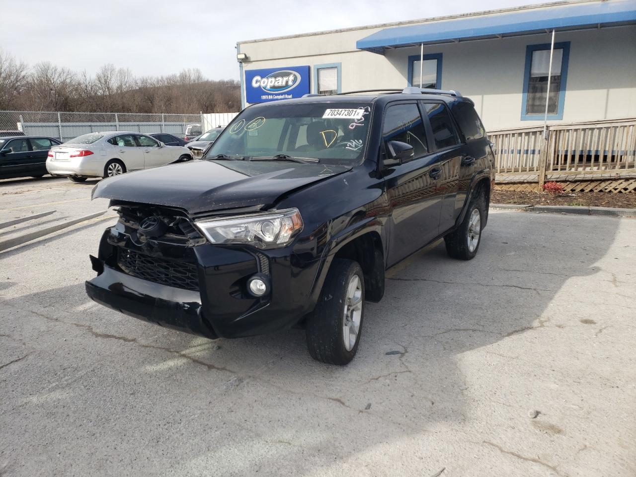 Photo 2 from auction – 2016 TOYOTA 4RUNNER SR with VIN JTEBU5JR6G5329043