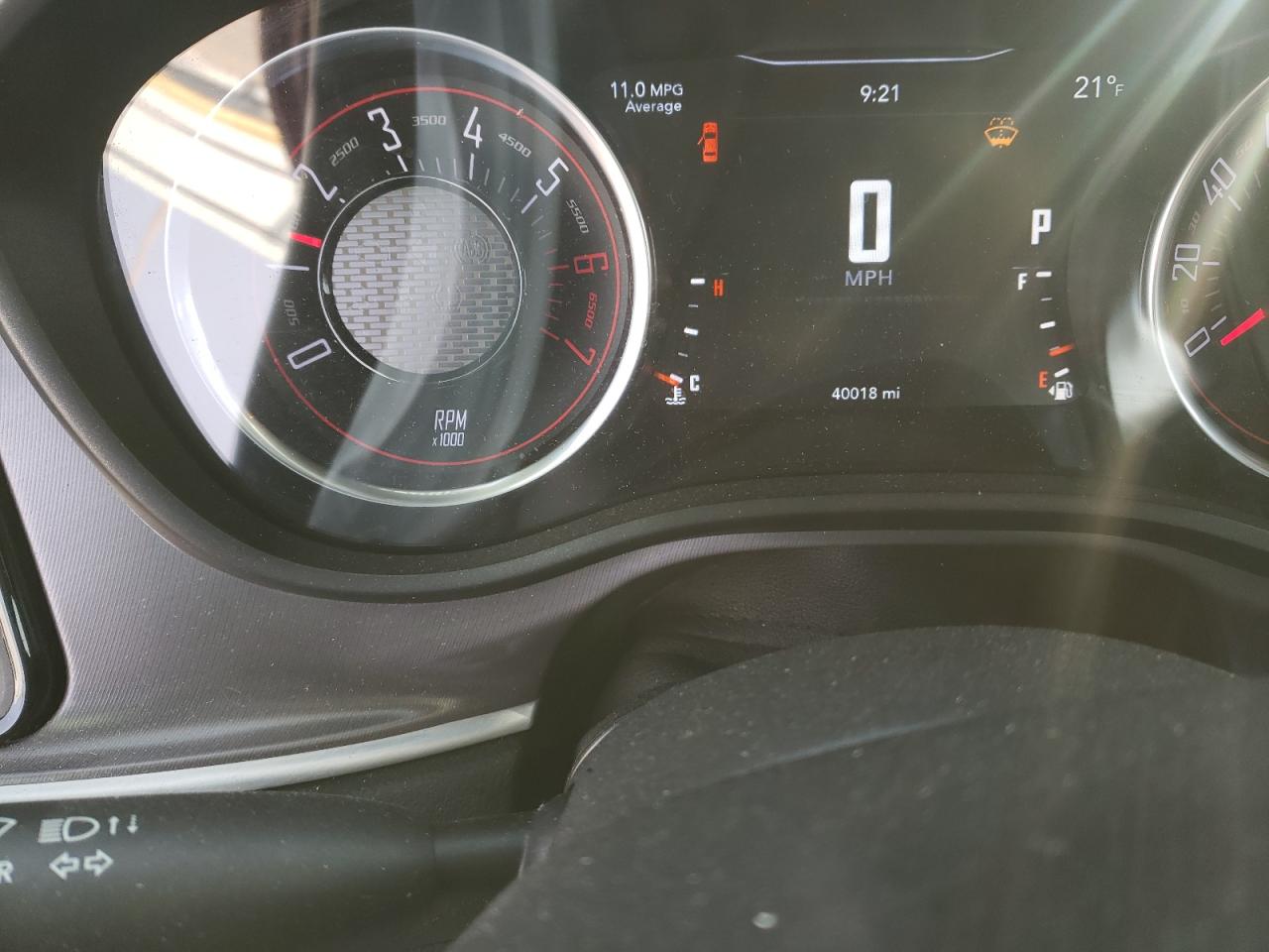 Photo 8 from auction – 2019 DODGE CHALLENGER with VIN 2C3CDZBT7KH641632
