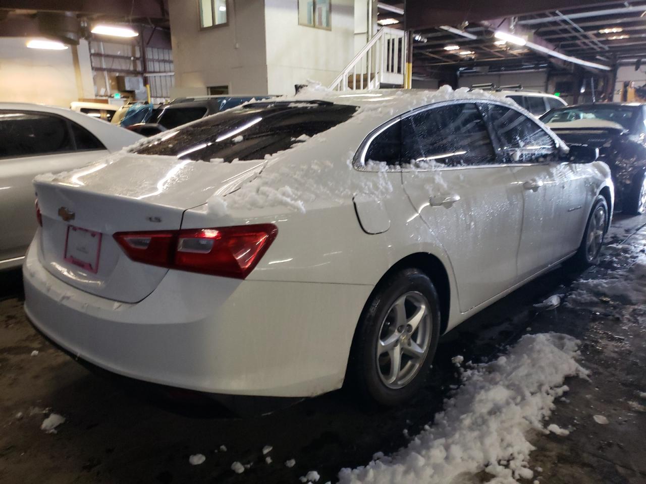 Photo 4 from auction – 2016 CHEVROLET MALIBU LS with VIN 1G1ZB5ST6GF340971