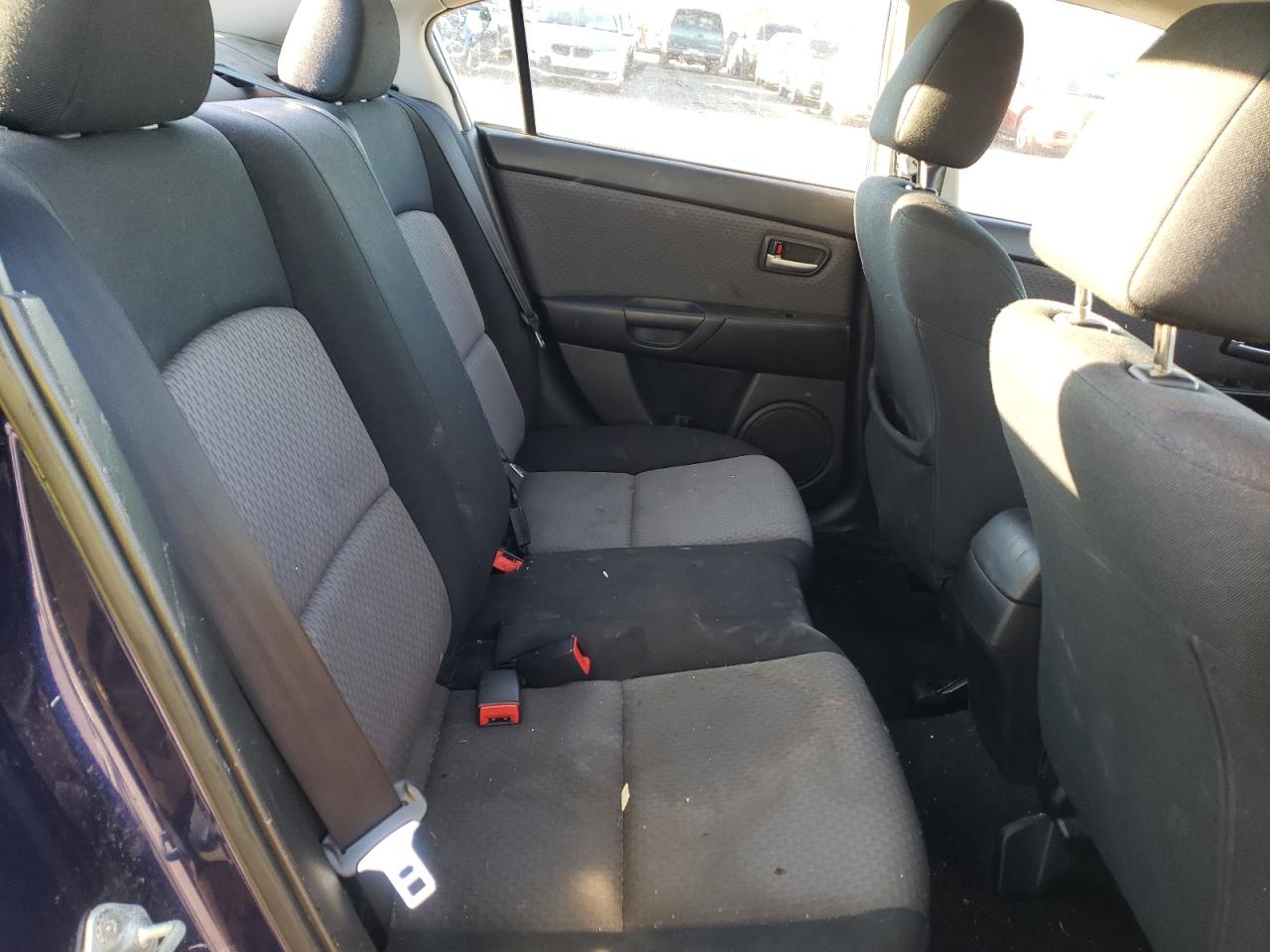 Photo 6 from auction – 2006 MAZDA 3 I with VIN JM1BK32F161461121