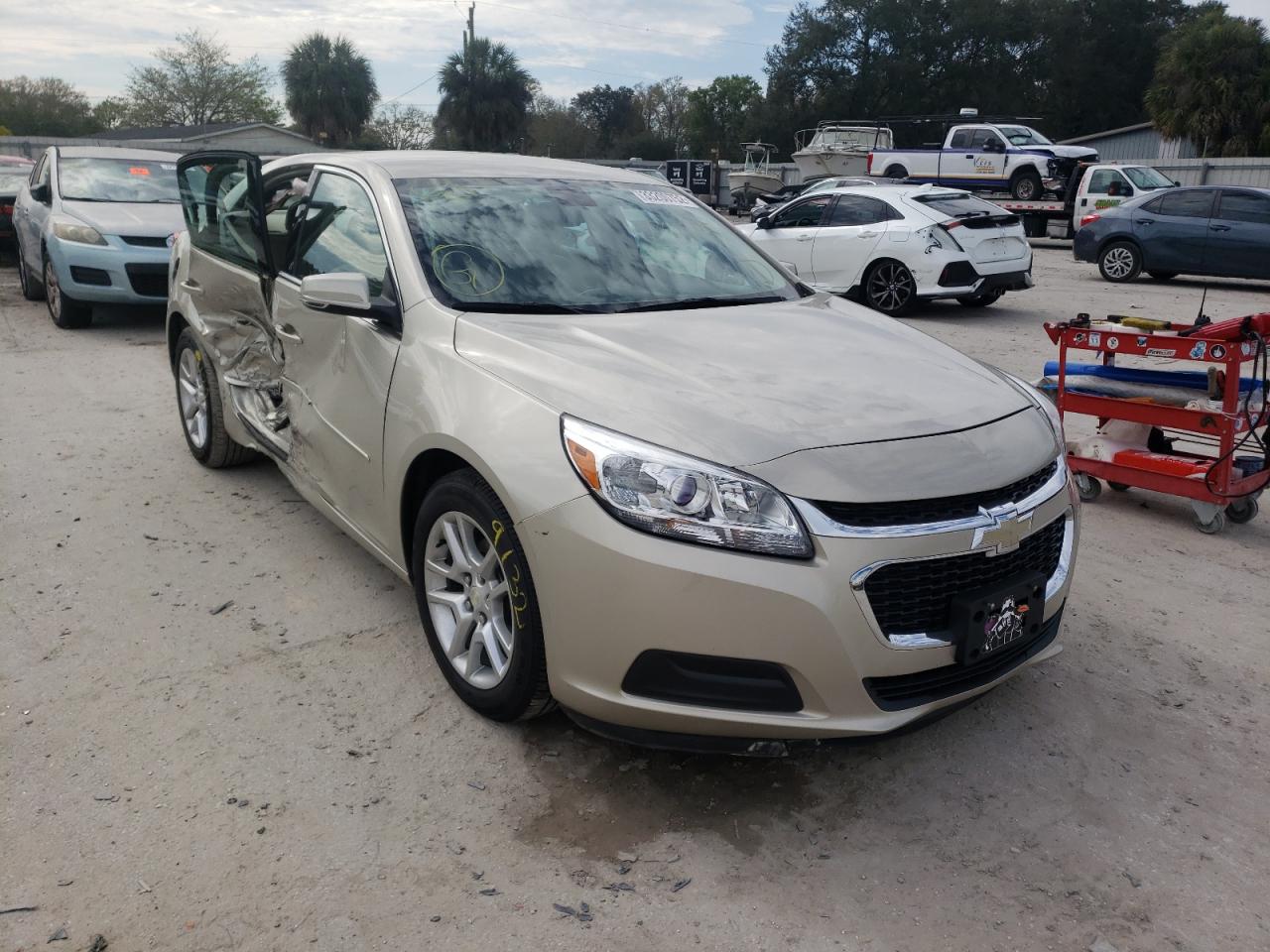 Photo 1 from auction – 2015 CHEVROLET MALIBU 1LT with VIN 1G11C5SL1FF345312