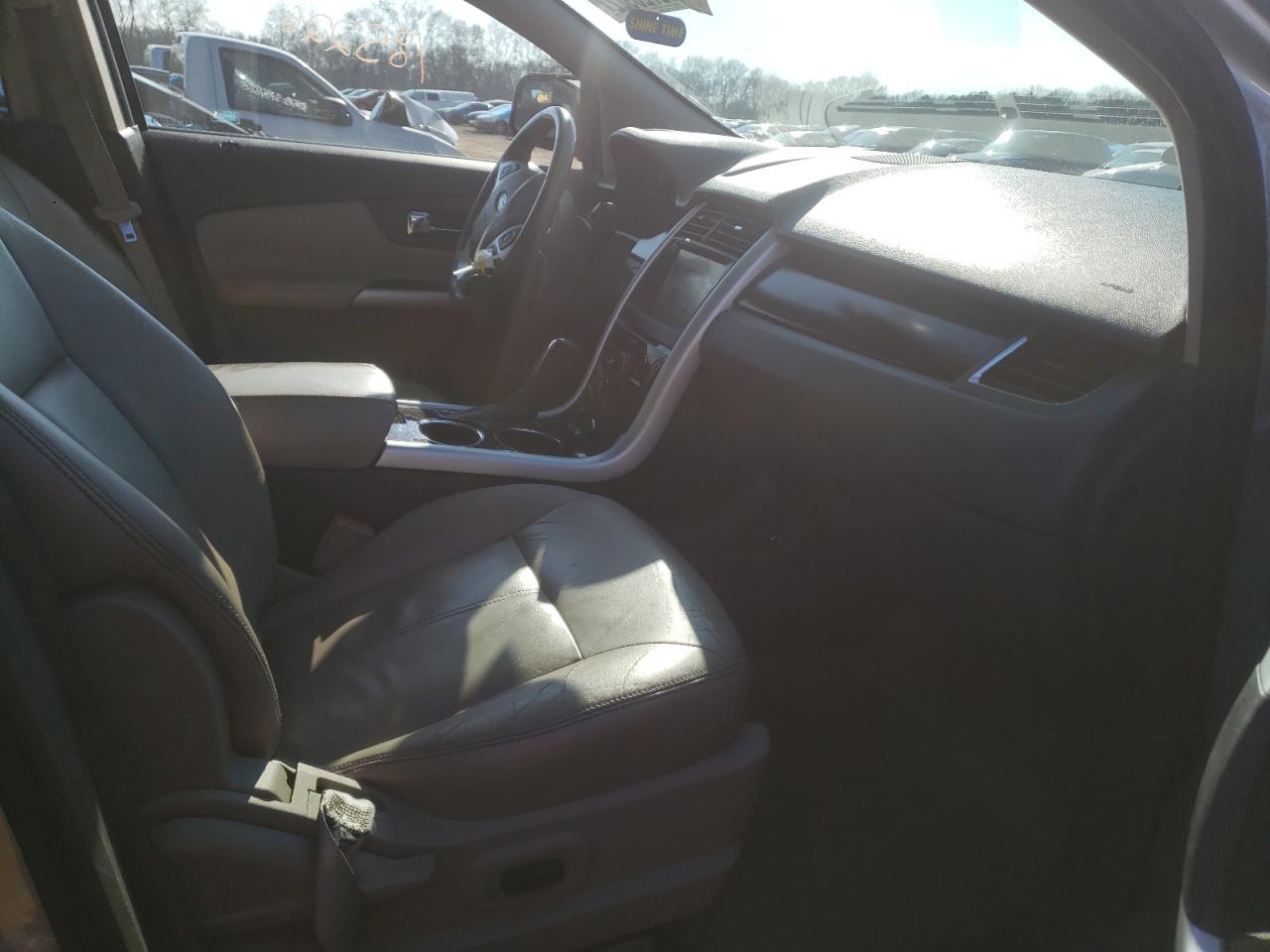 Photo 5 from auction – 2011 FORD EDGE LIMIT with VIN 2FMDK3KC5BBA67145