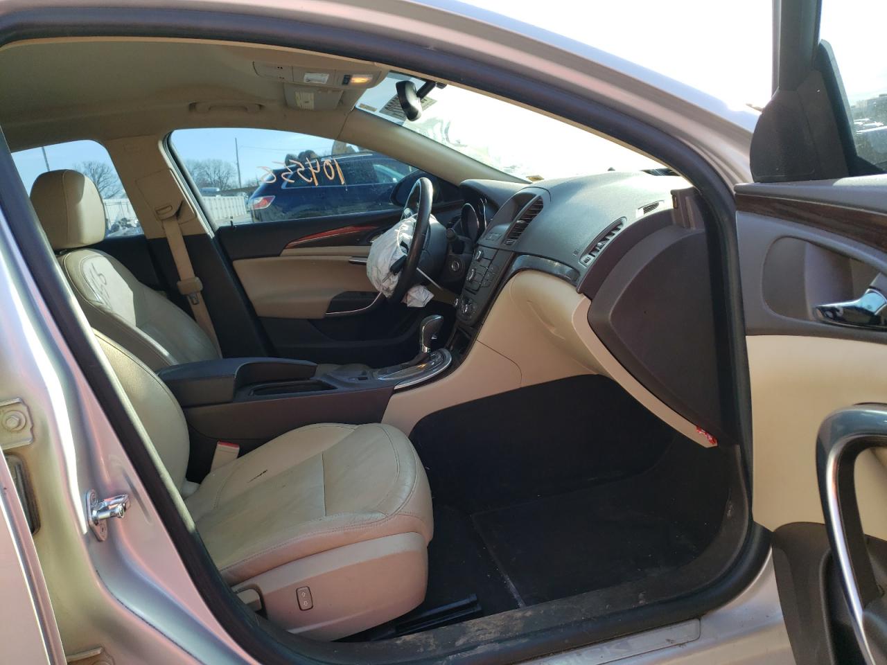 Photo 5 from auction – 2011 BUICK REGAL CXL with VIN W04GN5EC3B1105963