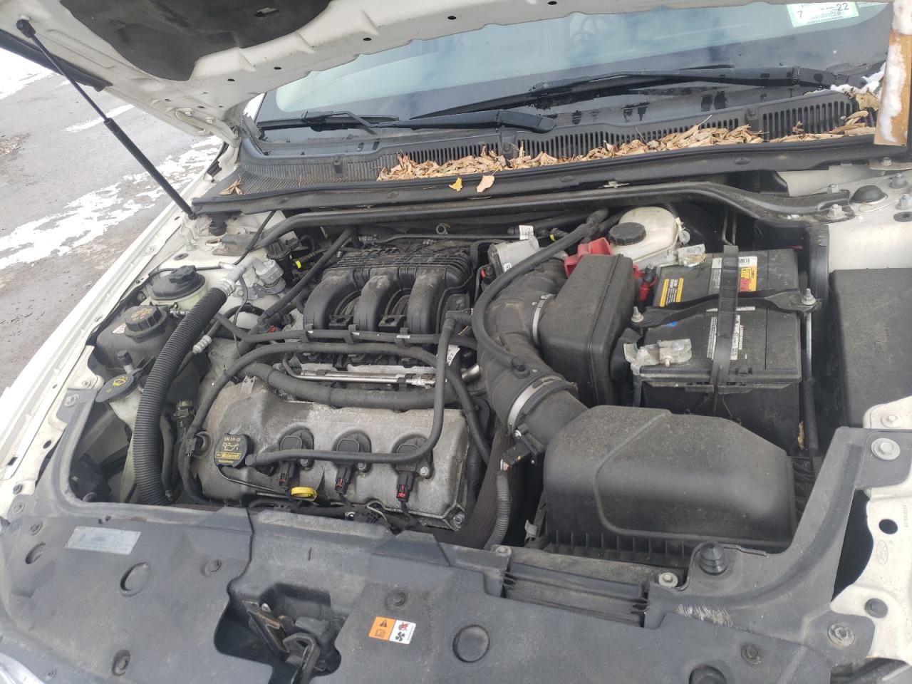 Photo 7 from auction – 2011 FORD TAURUS SEL with VIN 1FAHP2EW8BG100483