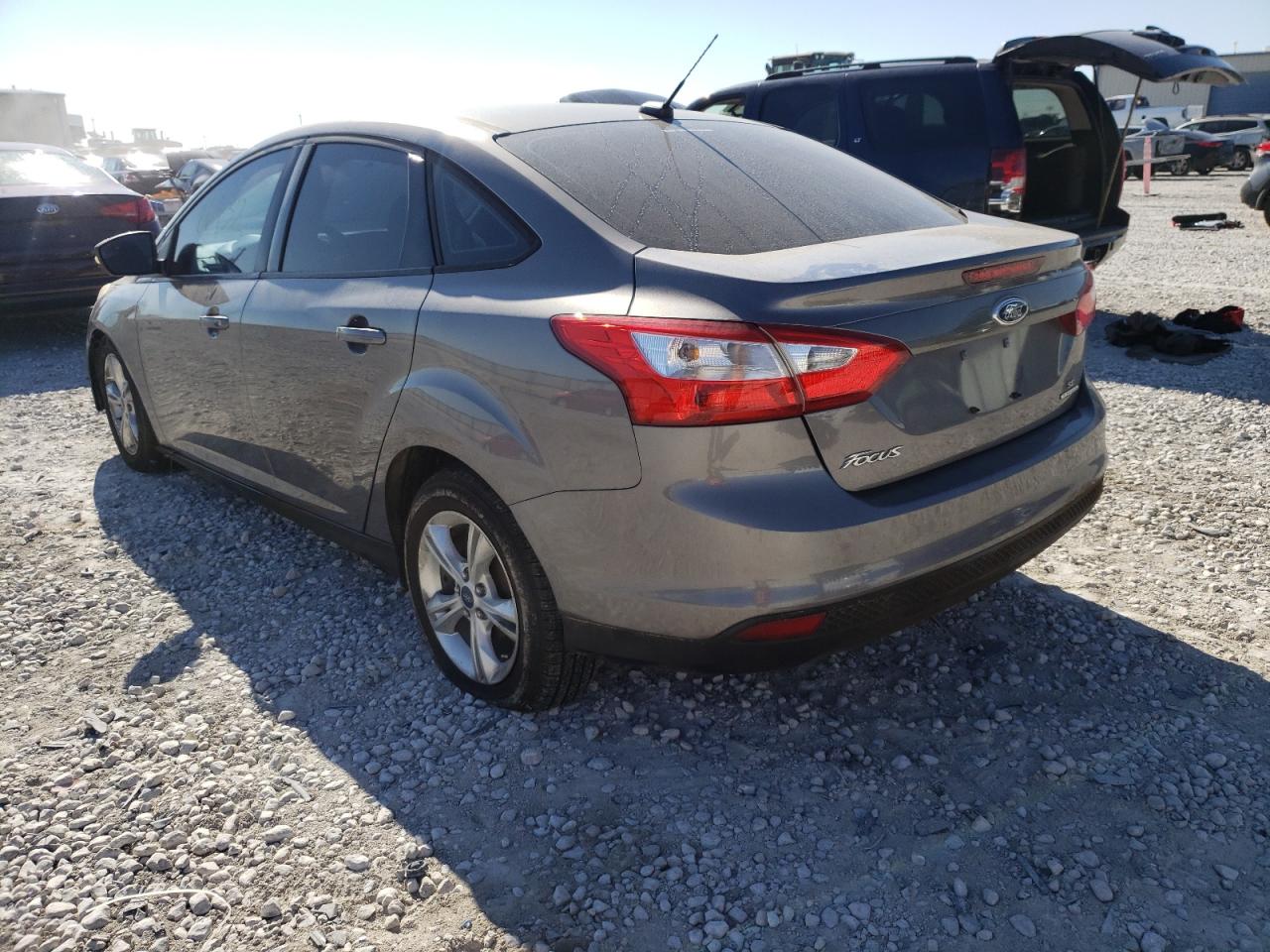 Photo 3 from auction – 2014 FORD FOCUS SE with VIN 1FADP3F26EL348677