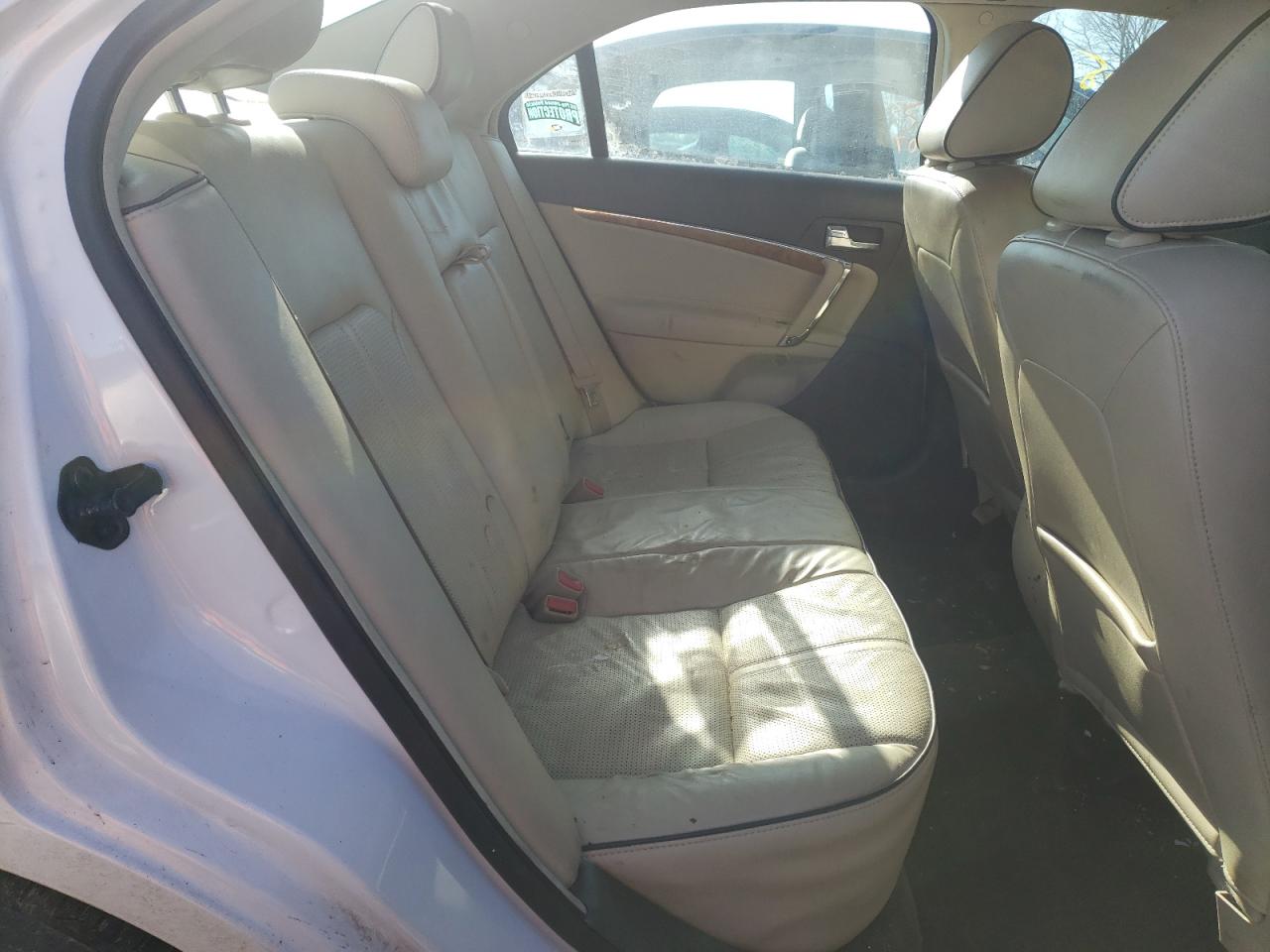 Photo 6 from auction – 2011 LINCOLN MKZ with VIN 3LNHL2GC6BR762172
