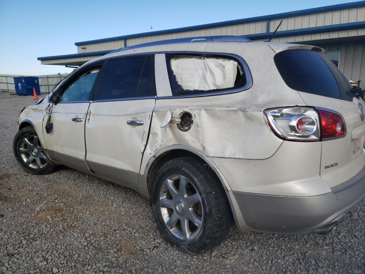 Foto 3 de la subasta – 2008 BUICK ENCLAVE CX con VIN 5GAER23778J140067