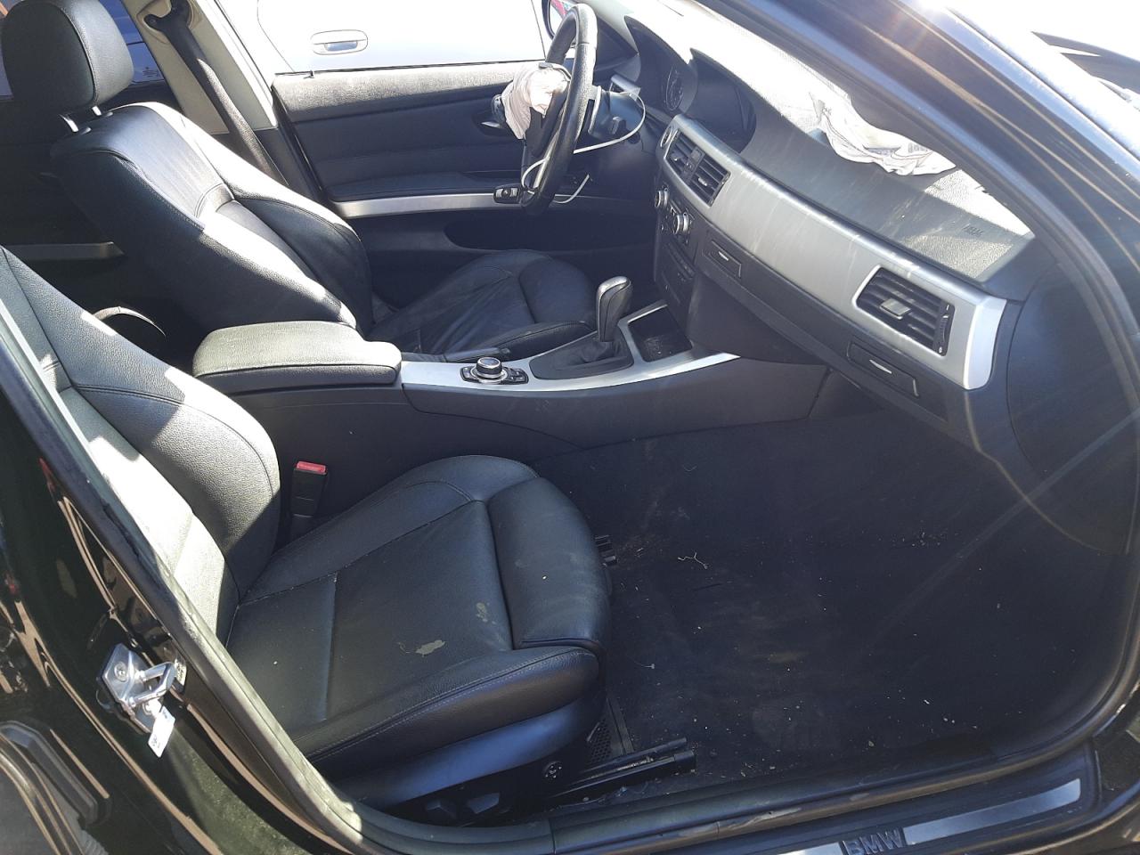 Photo 5 from auction – 2011 BMW 328 I with VIN WBAPH7G58BNM58633
