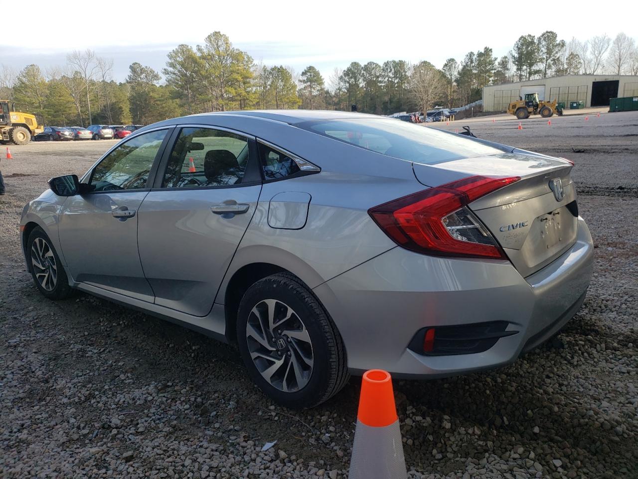 Photo 3 from auction – 2016 HONDA CIVIC EX with VIN 19XFC2F75GE058429