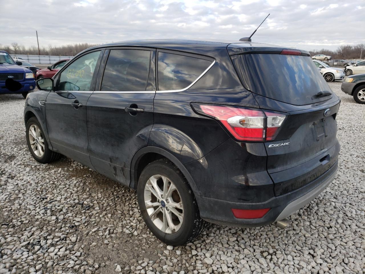 Photo 3 from auction – 2017 FORD ESCAPE SE with VIN 1FMCU0G99HUD77609