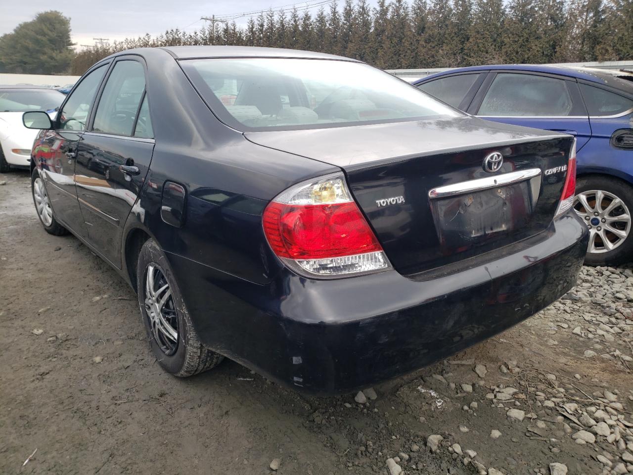 Photo 3 from auction – 2005 TOYOTA CAMRY LE with VIN 4T1BE30K15U100908