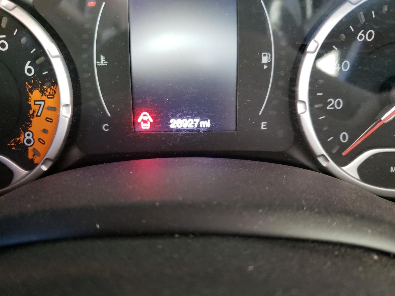 Photo 8 from auction – 2018 JEEP RENEGADE L with VIN ZACCJABB2JPH33242