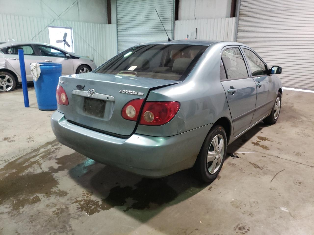 Photo 4 from auction – 2005 TOYOTA COROLLA CE with VIN 1NXBR32E75Z551224