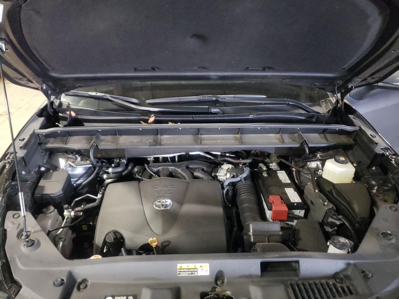 Photo 7 from auction – 2021 TOYOTA HIGHLANDER with VIN 5TDCZRBH5MS527433