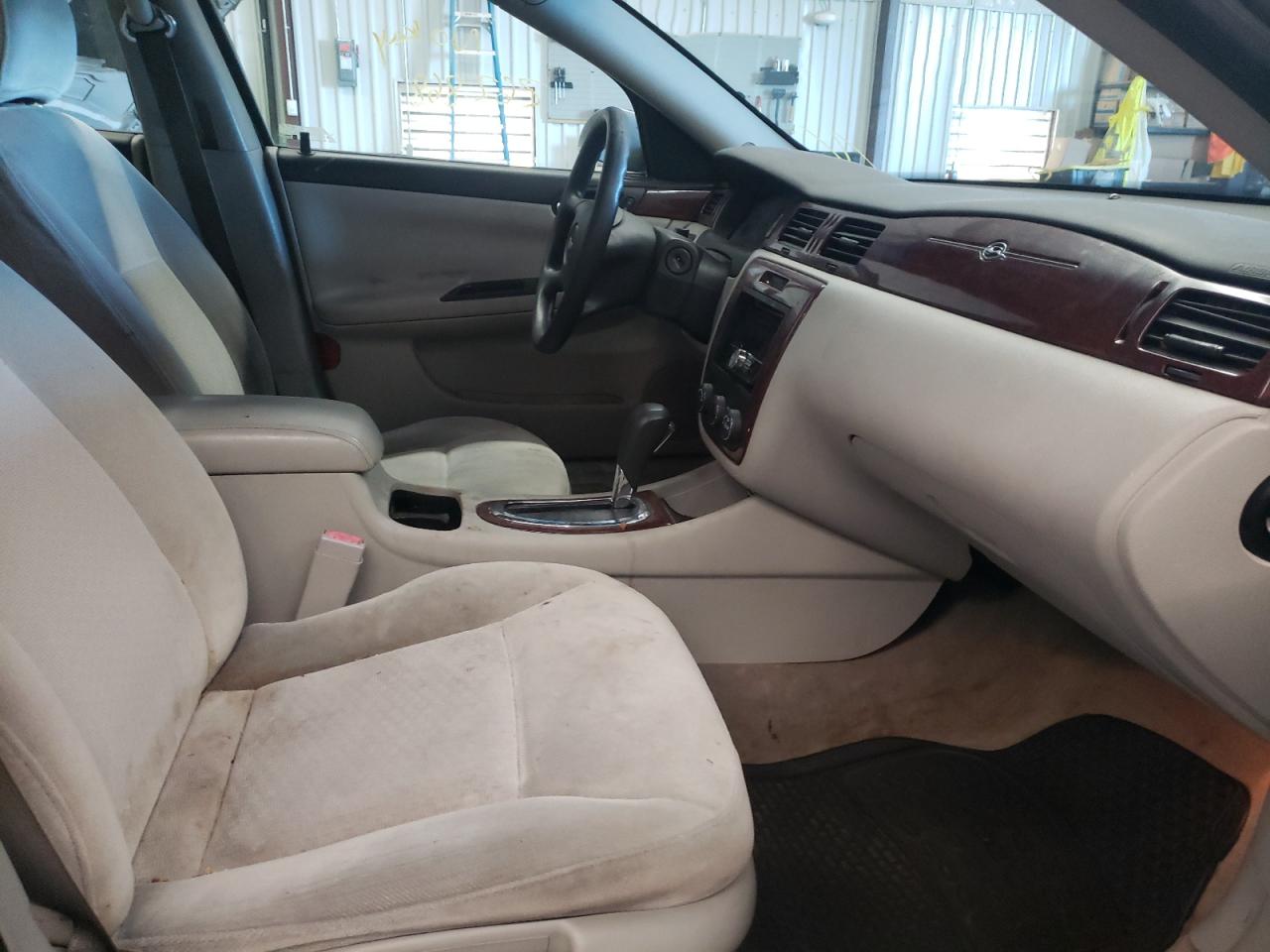 Photo 5 from auction – 2008 CHEVROLET IMPALA LS with VIN 2G1WB58K389224882