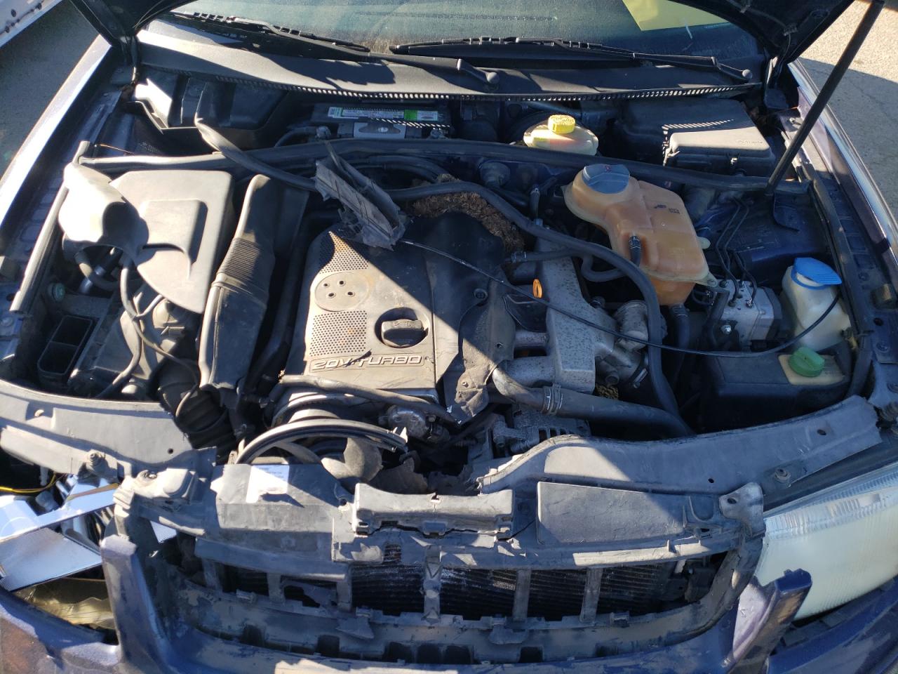 Photo 7 from auction – 2001 VOLKSWAGEN PASSAT GLS with VIN WVWAC63B71P048020