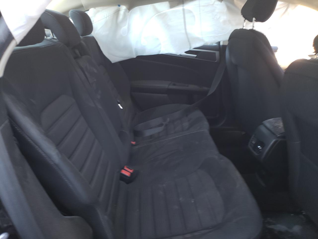Photo 6 from auction – 2020 FORD FUSION SE with VIN 3FA6P0HD2LR258026