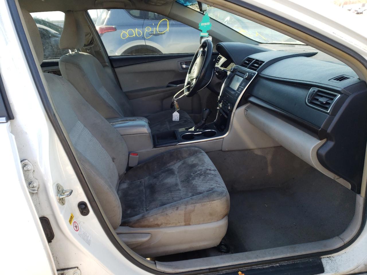 Photo 5 from auction – 2016 TOYOTA CAMRY LE with VIN 4T1BF1FK6GU542997