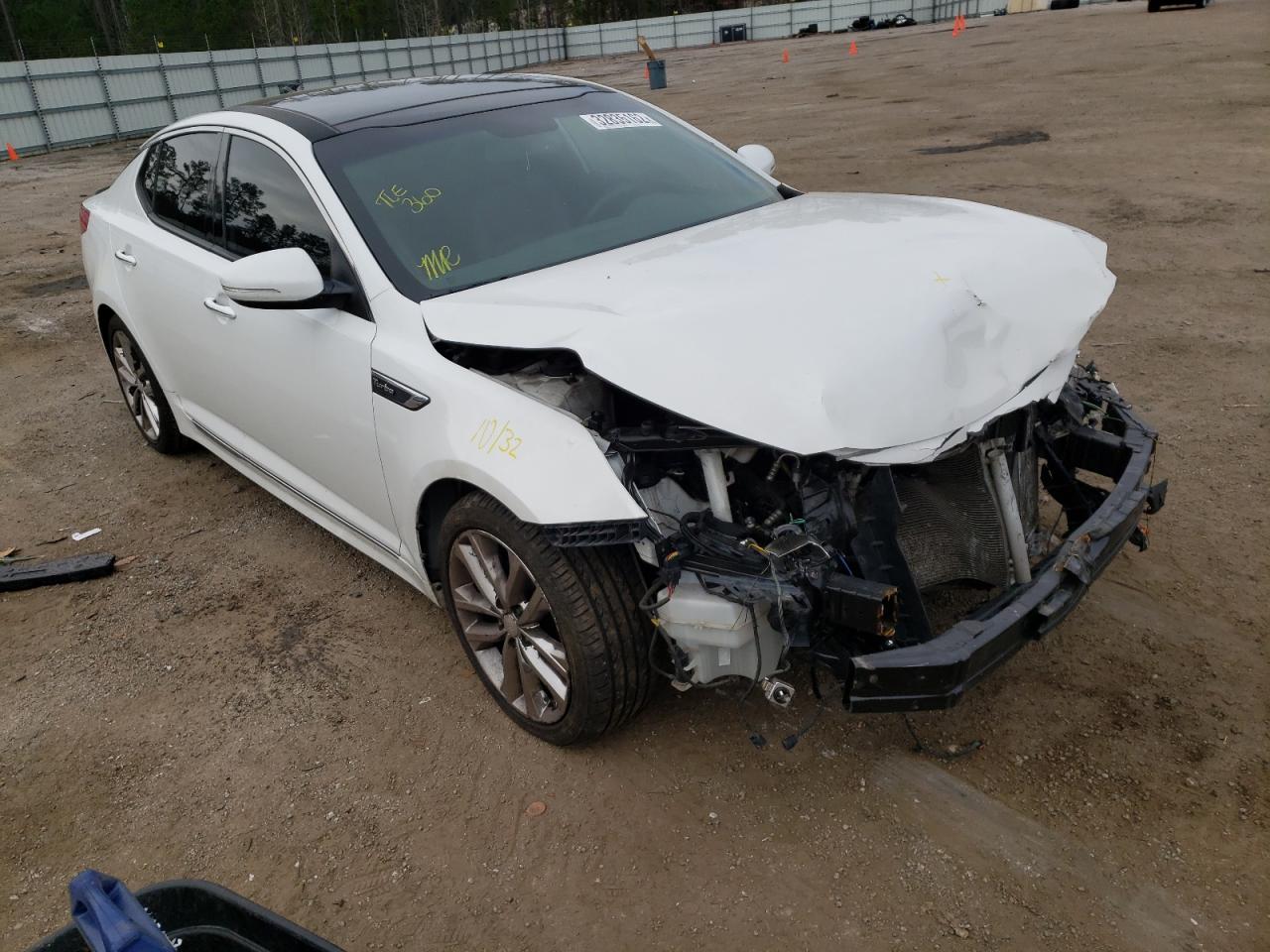 KIA OPTIMA SX 2015 with VIN 5XXGR4A67FG510190 - Photo from auction