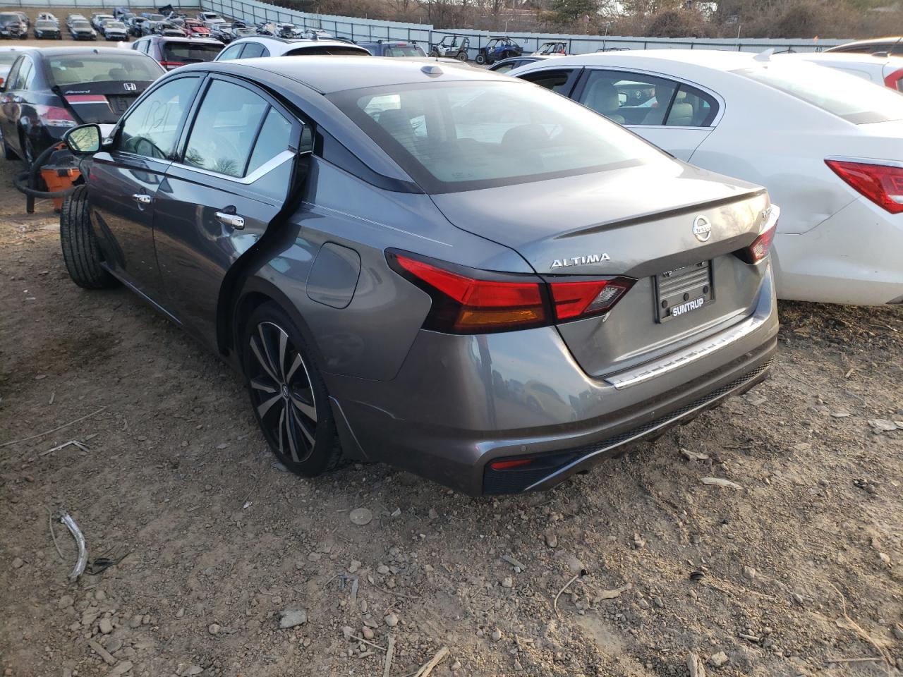 Photo 3 from auction – 2020 NISSAN ALTIMA PLA with VIN 1N4BL4FV5LC282994