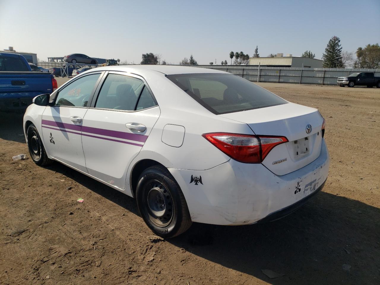 Photo 3 from auction – 2014 TOYOTA COROLLA L with VIN 5YFBURHE9EP112181