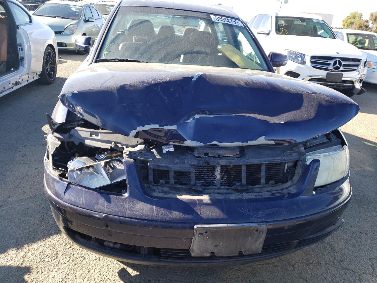 Photo 9 from auction – 2001 VOLKSWAGEN PASSAT GLS with VIN WVWAC63B71P048020