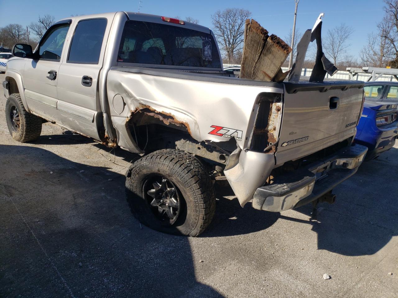 Photo 9 from auction – 2004 CHEVROLET SILVERADO with VIN 2GCEK13T541358832