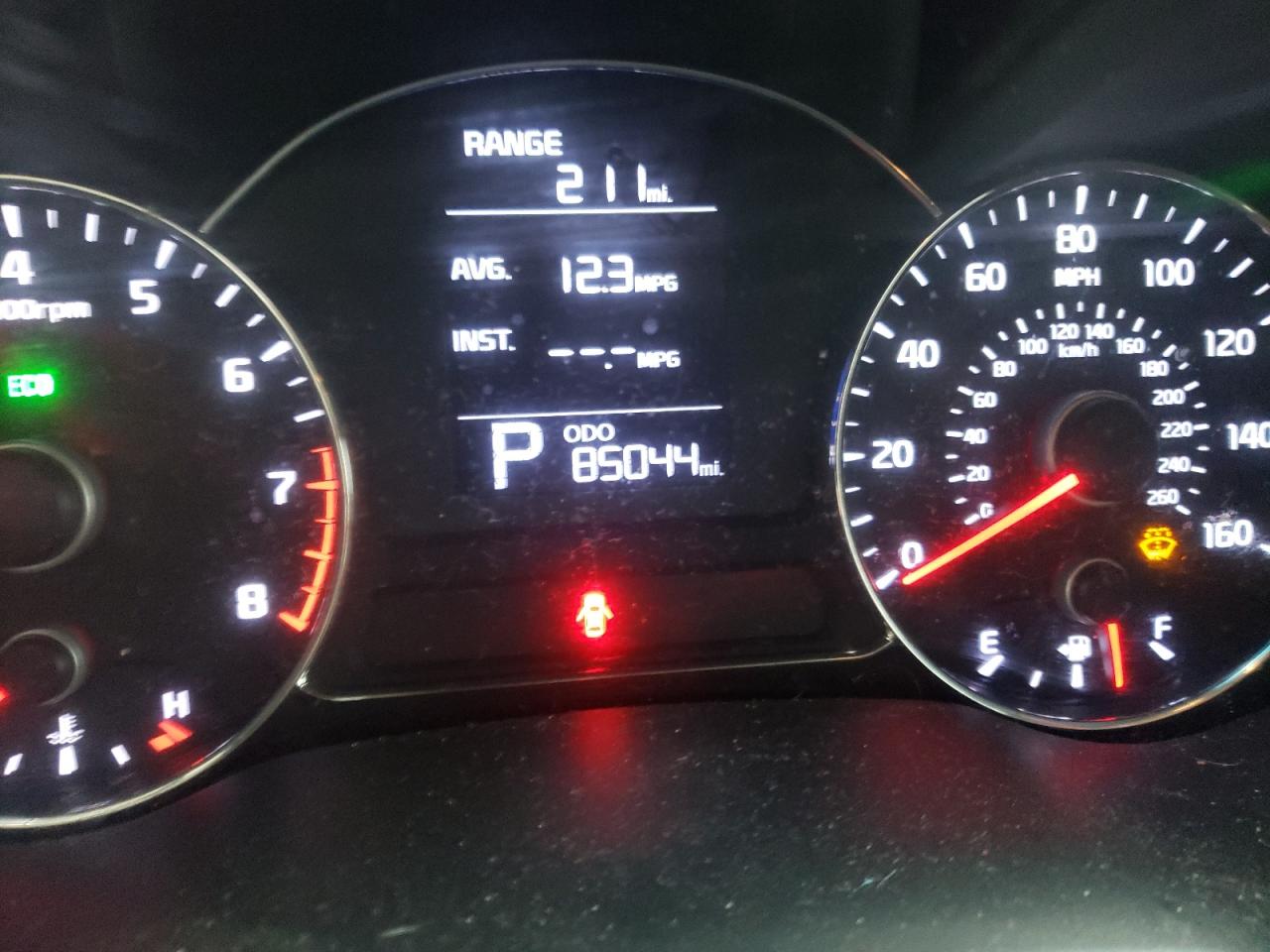 Photo 8 from auction – 2016 KIA FORTE LX with VIN KNAFK5A82G5592338