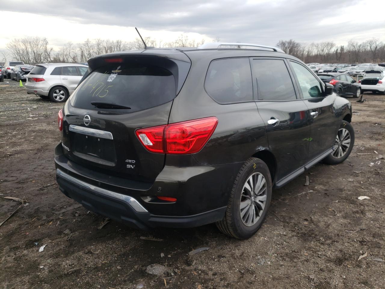 Photo 4 from auction – 2017 NISSAN PATHFINDER with VIN 5N1DR2MM4HC625457