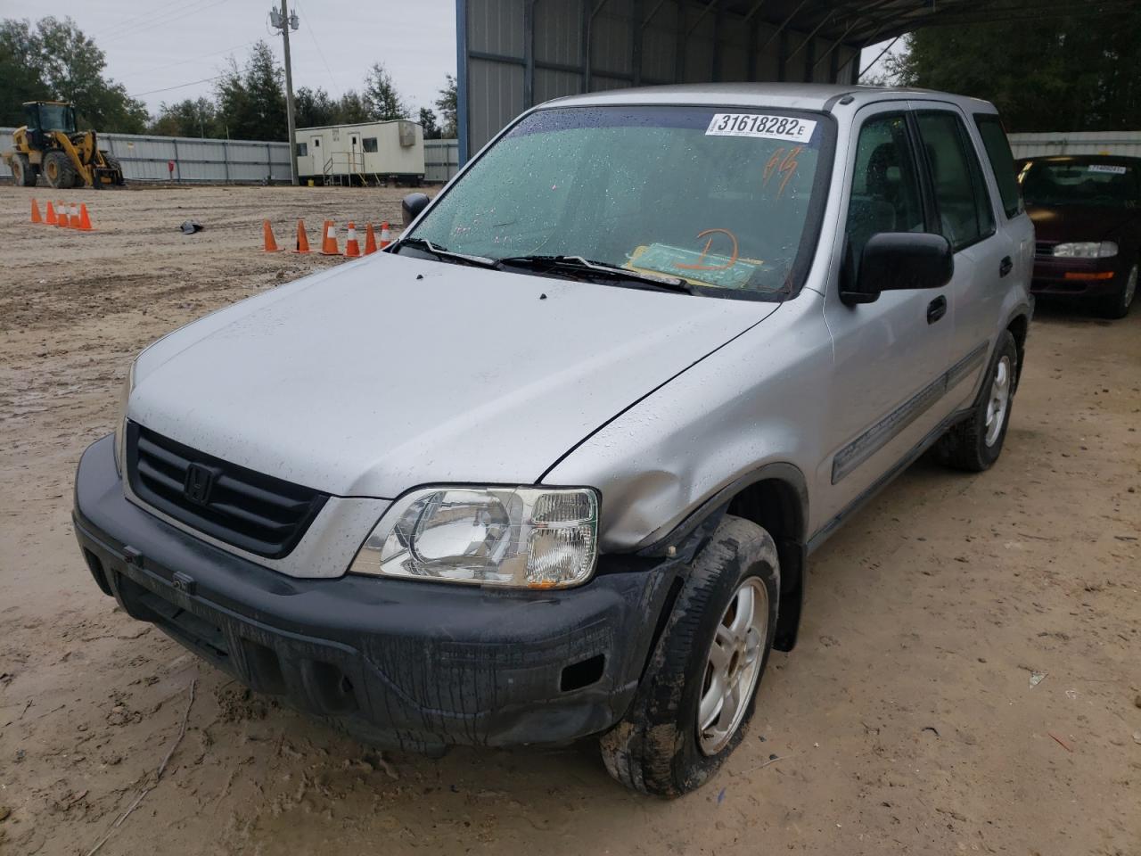 Photo 2 from auction – 1997 HONDA CR-V LX with VIN JHLRD1851VC058533