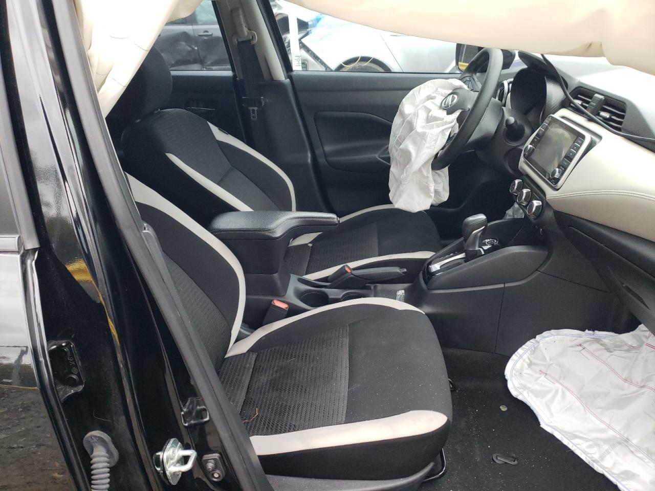 Photo 5 from auction – 2020 NISSAN VERSA with VIN 3N1CN8EVXLL845501