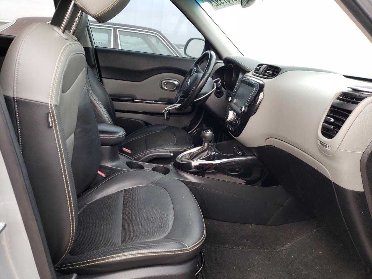 Photo 5 from auction – 2016 KIA SOUL + with VIN KNDJP3A50G7827753