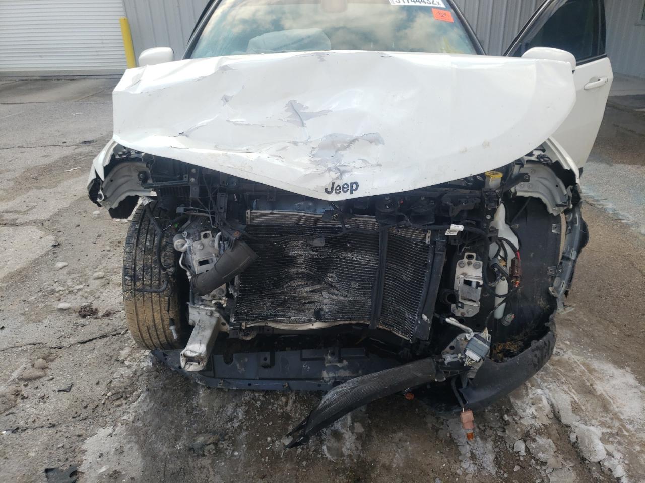 Photo 7 from auction – 2018 JEEP COMPASS LI with VIN 3C4NJDCBXJT143467