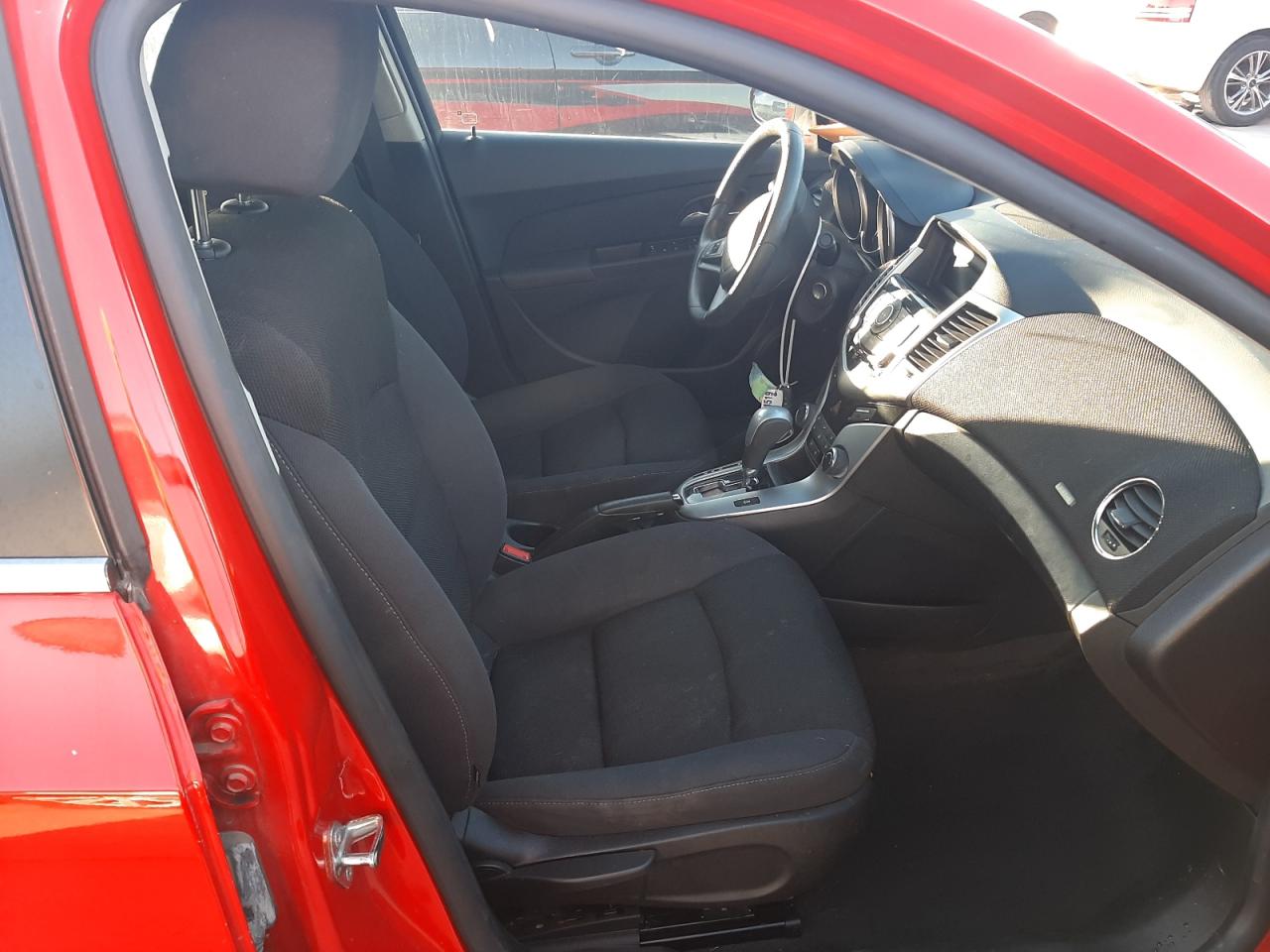 Photo 5 from auction – 2015 CHEVROLET CRUZE LT with VIN 1G1PC5SB2F7168121