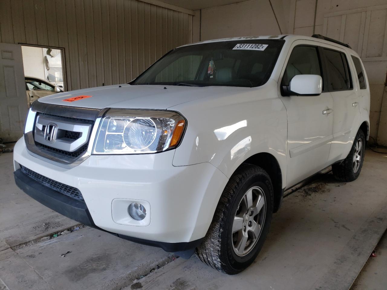 Photo 2 from auction – 2011 HONDA PILOT EXL with VIN 5FNYF3H56BB016811