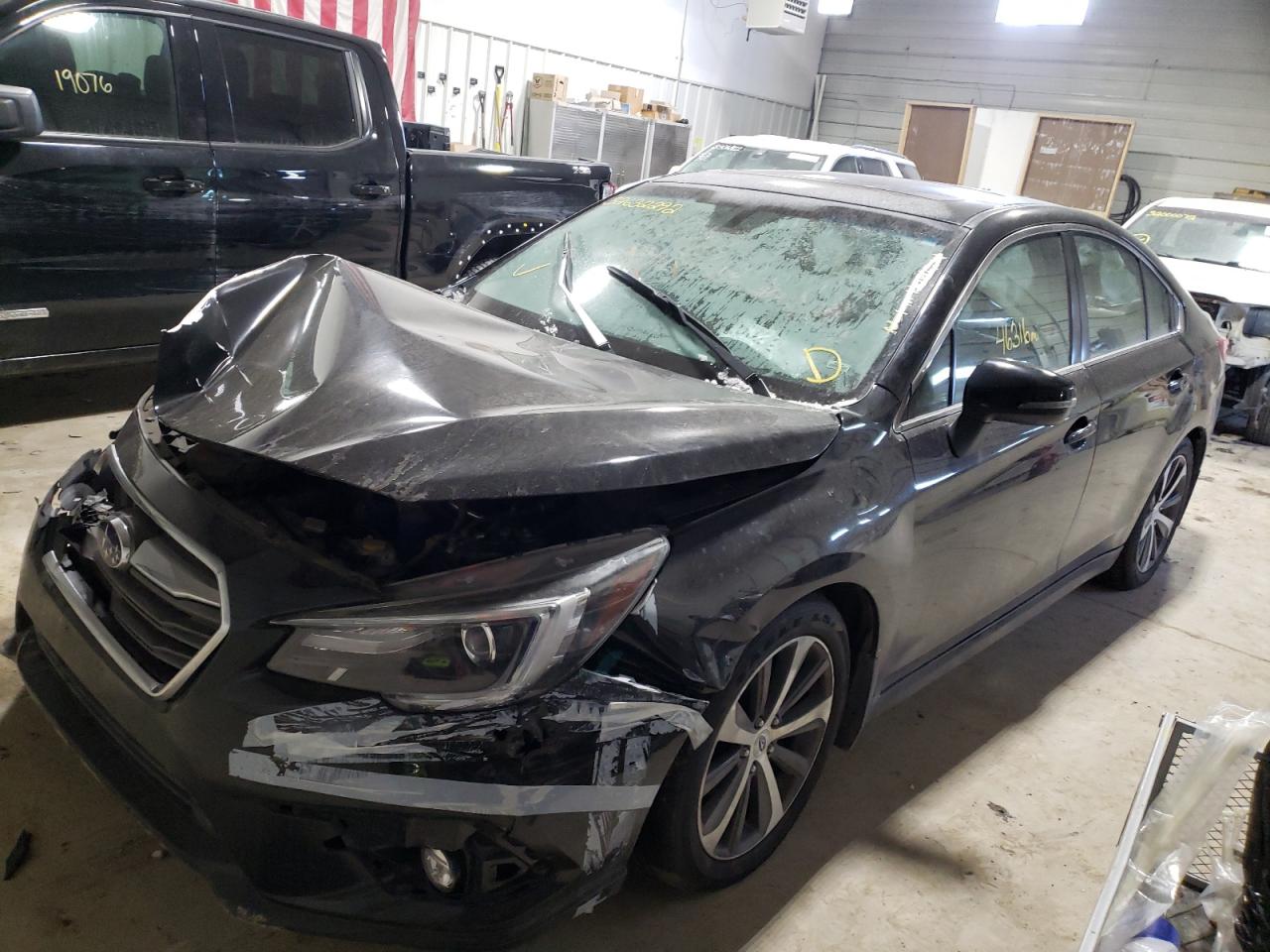 Photo 2 from auction – 2018 SUBARU LEGACY LIM with VIN 4S3BNAN65J3045657