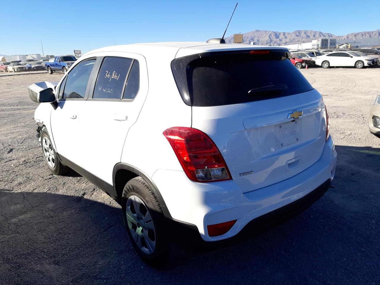 Photo 3 from auction – 2019 CHEVROLET TRAX LS with VIN LSGCJKSB8KY011972