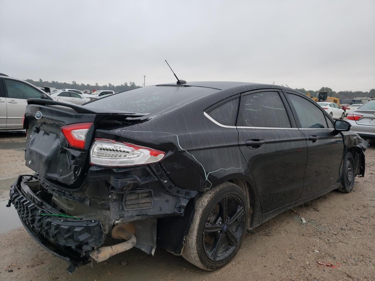 Photo 4 from auction – 2016 FORD FUSION SE with VIN 3FA6P0HD3GR143070