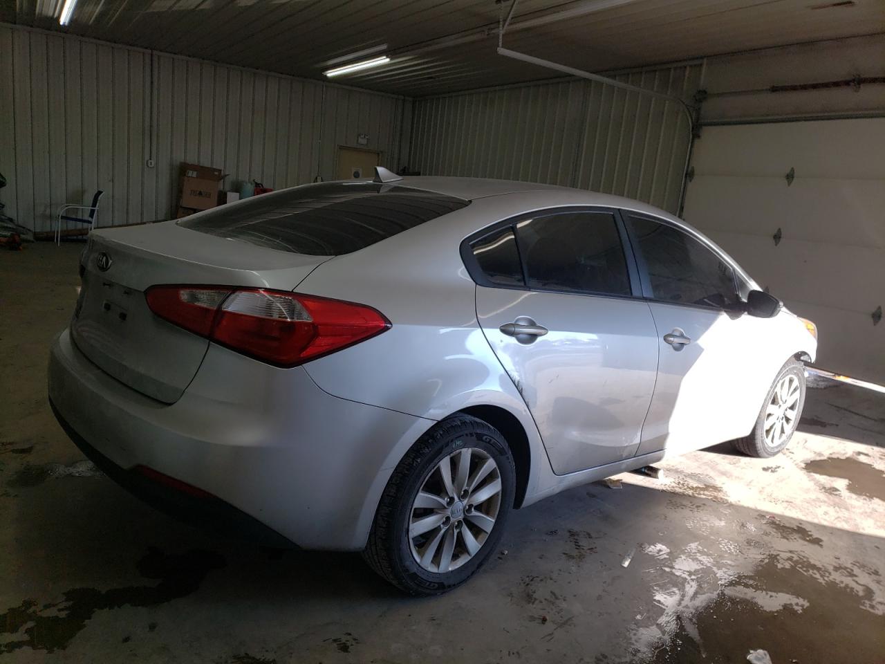 Photo 4 from auction – 2014 KIA FORTE LX with VIN KNAFX4A69E5109578