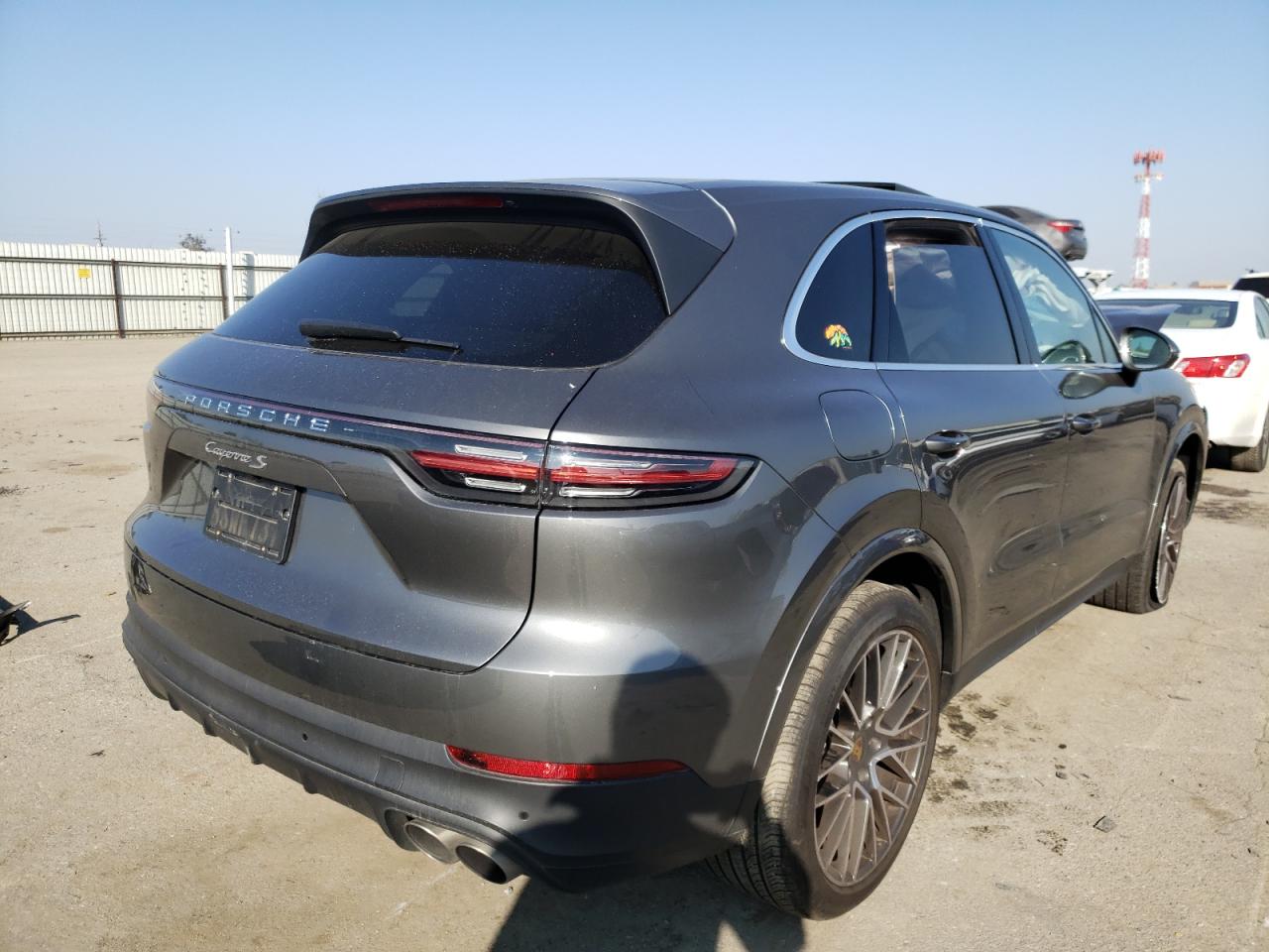 Photo 4 from auction – 2020 PORSCHE CAYENNE S with VIN WP1AB2AY2LDA29025