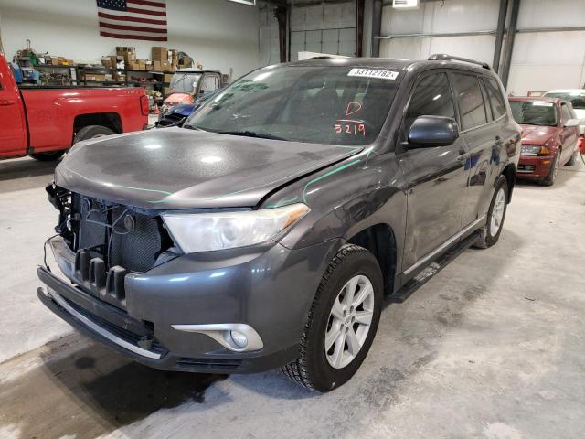 Photo 2 from auction – 2012 TOYOTA HIGHLANDER with VIN 5TDBK3EH5CS135219