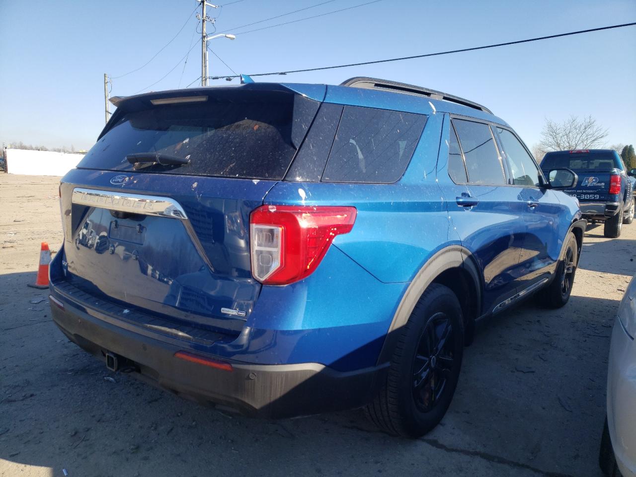 Photo 4 from auction – 2020 FORD EXPLORER X with VIN 1FMSK8DHXLGB10286