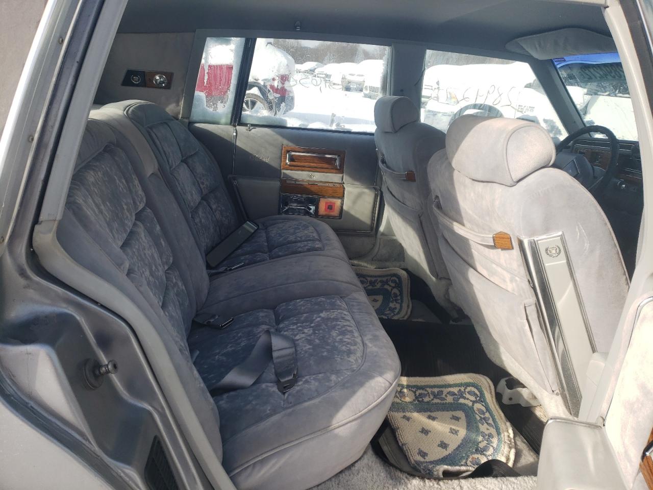 Photo 6 from auction – 1981 CADILLAC FLEETWOOD with VIN 1G6AB6993B9184418