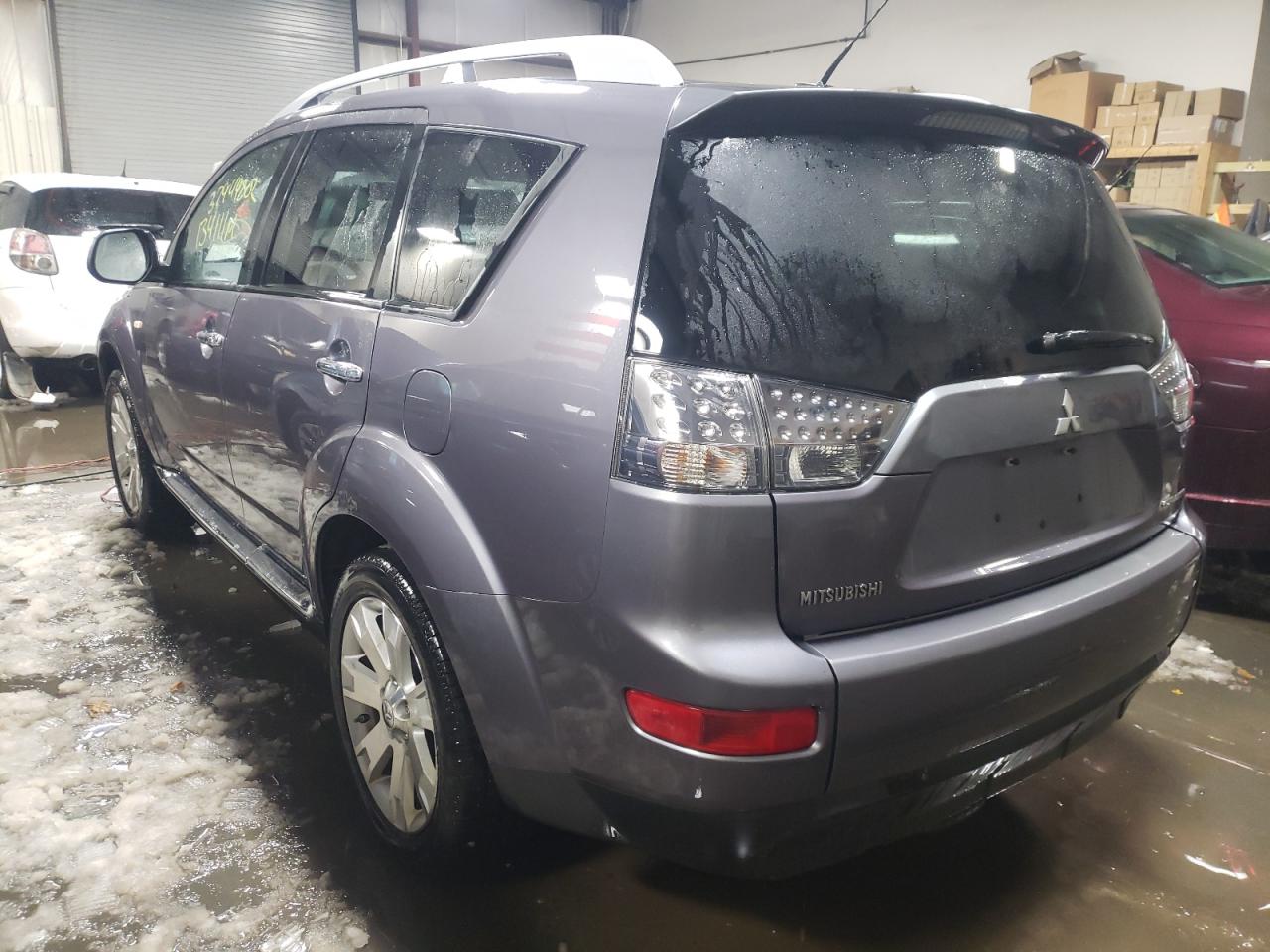 Photo 3 from auction – 2009 MITSUBISHI OUTLANDER with VIN JA4MT31W29Z004082