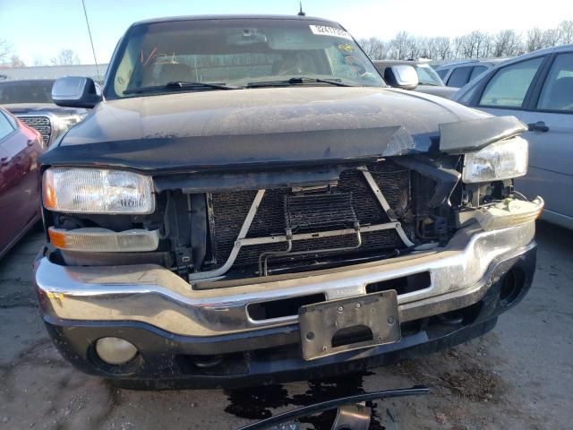 Photo 9 from auction – 2005 GMC NEW SIERRA with VIN 2GTEK13T551268470