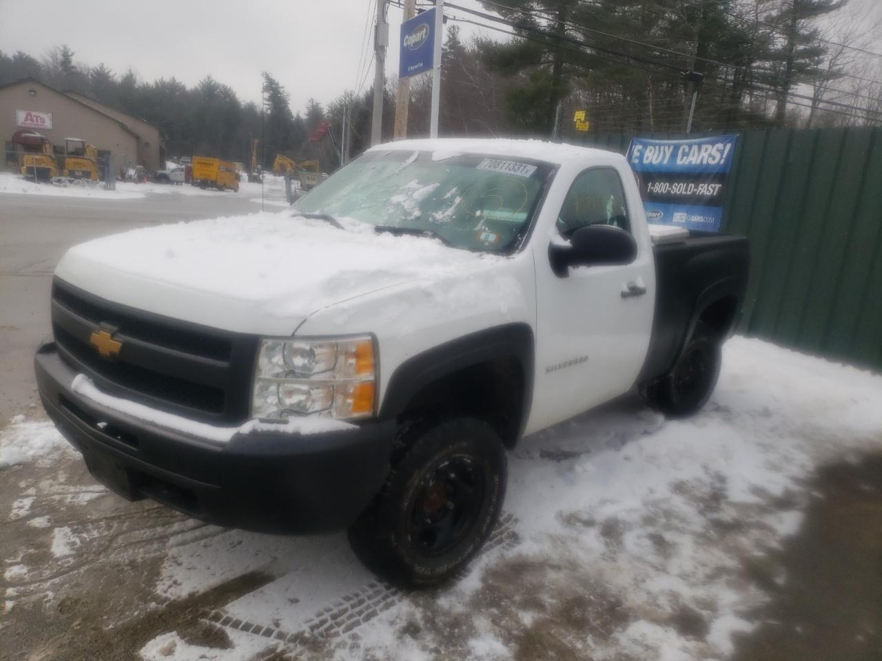 Photo 2 from auction – 2011 CHEVROLET SILVERADO with VIN 1GCNKPEAXBZ324470