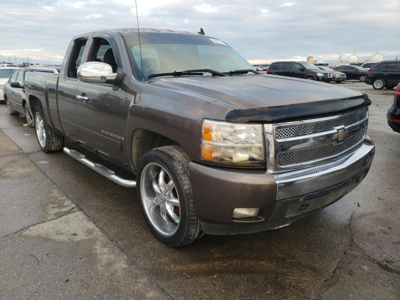 CHEVROLET SILVERADO 2008 with VIN 2GCEC19J781212313 - Photo from auction