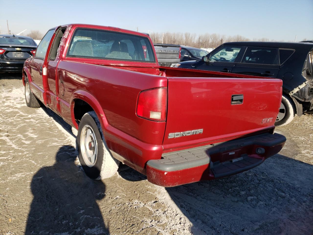 Photo 3 from auction – 1998 GMC SONOMA with VIN 1GTCS1946W8533497